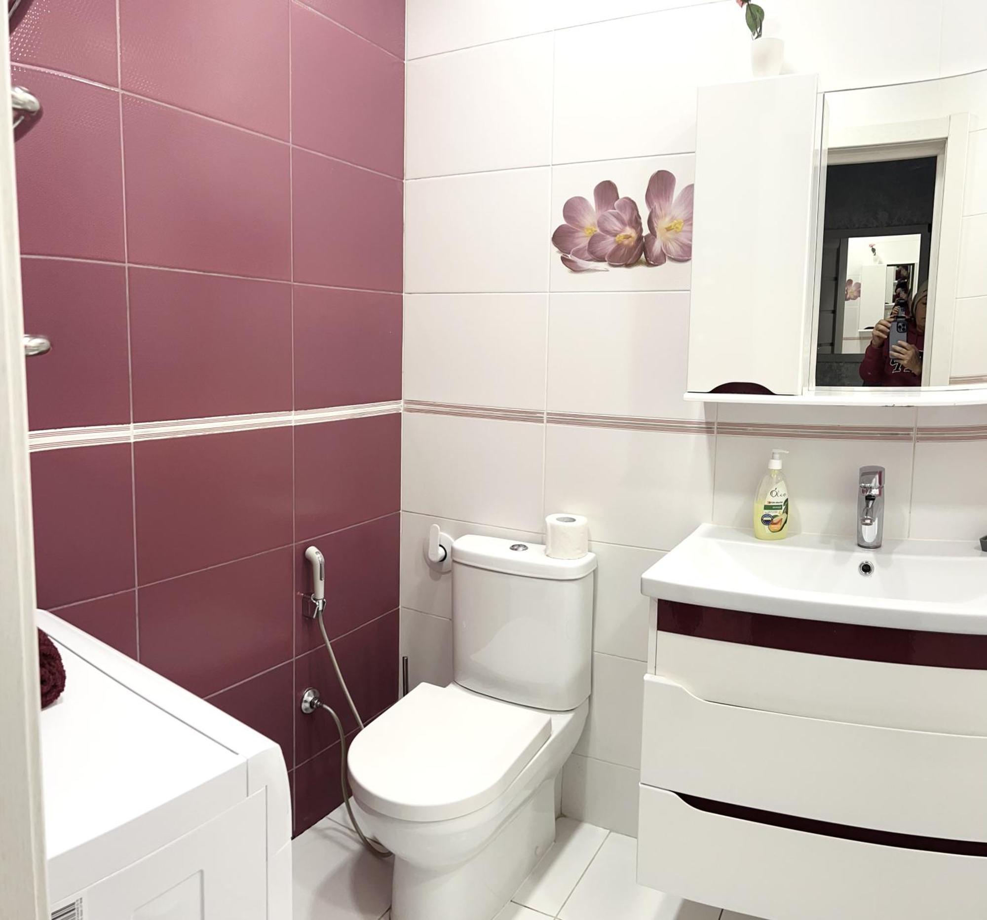 сучасна з видом на Versal Park Apartment *
