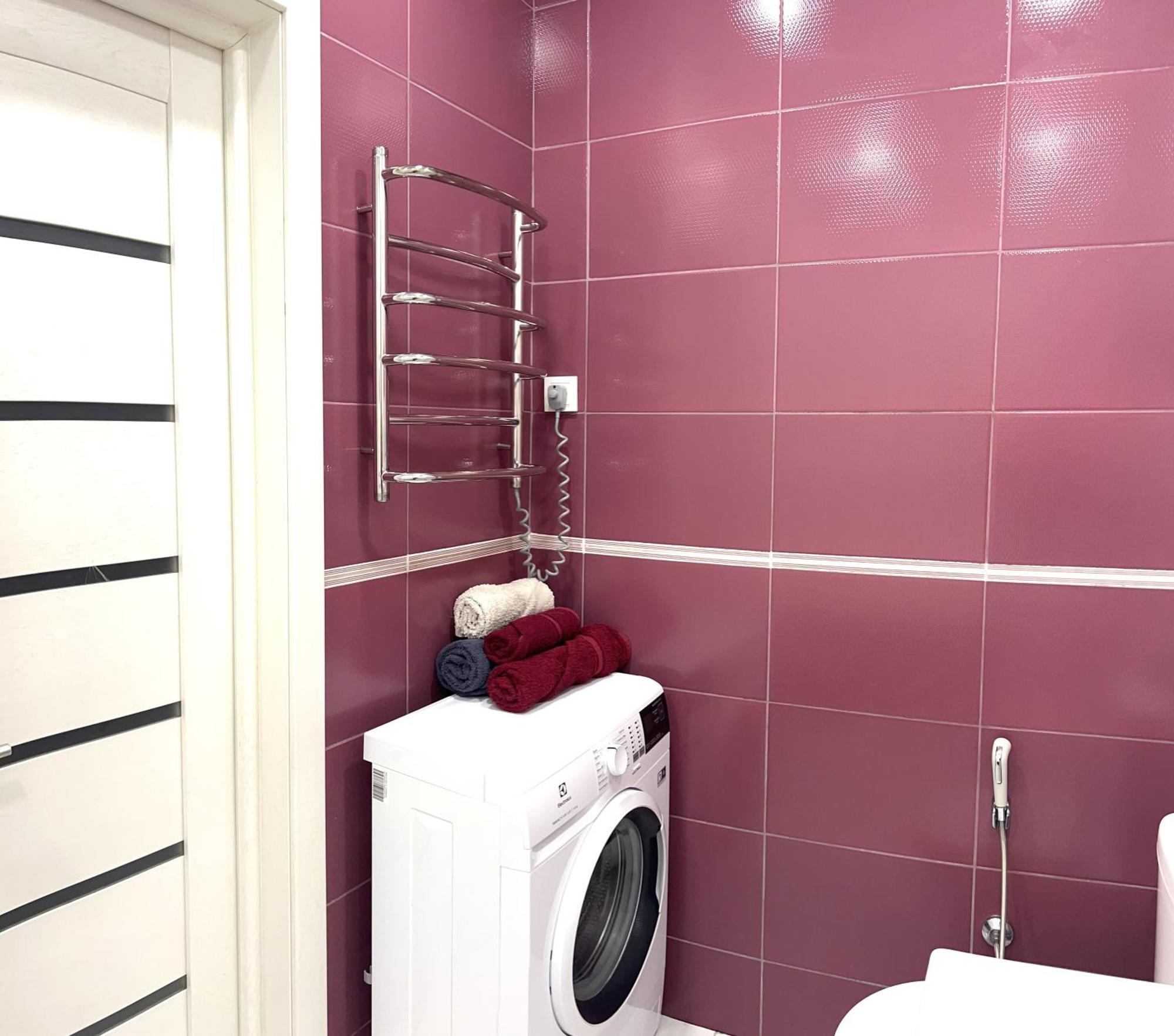 сучасна з видом на Versal Park Apartment *